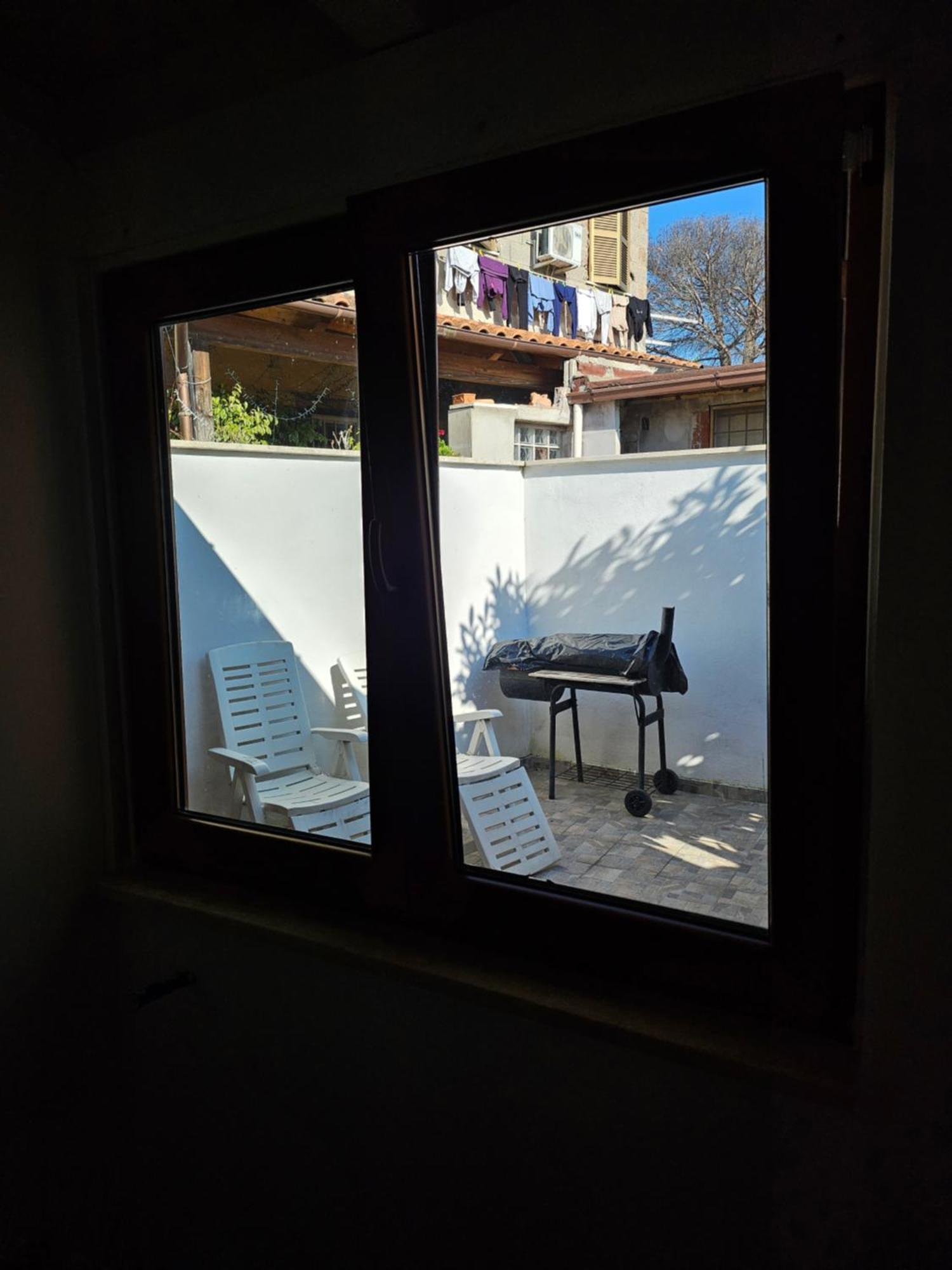 Casa Vacanze Dragona 15 Min Fco 10 Min Ostia Acilia Ruang foto
