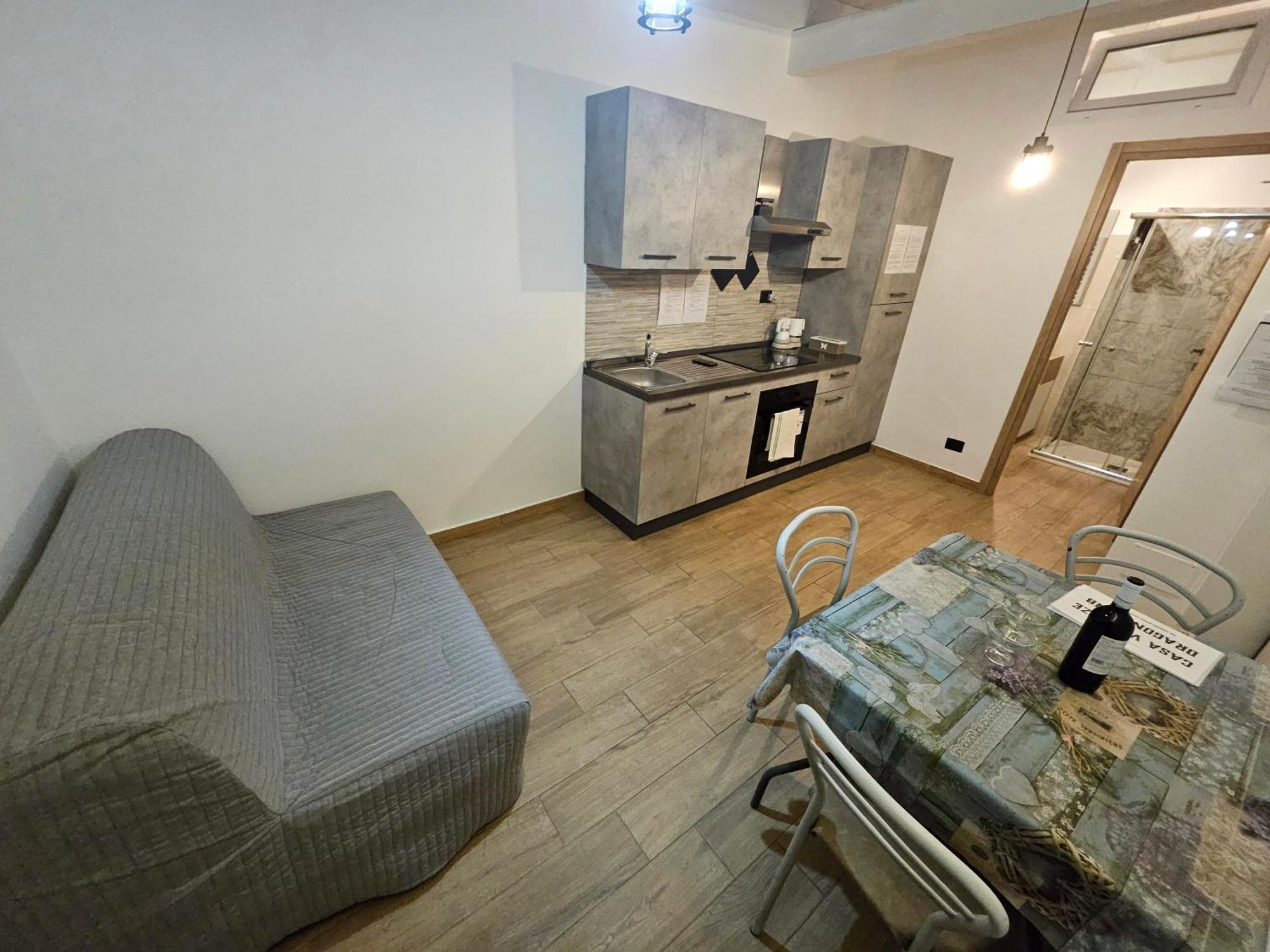 Casa Vacanze Dragona 15 Min Fco 10 Min Ostia Acilia Bagian luar foto